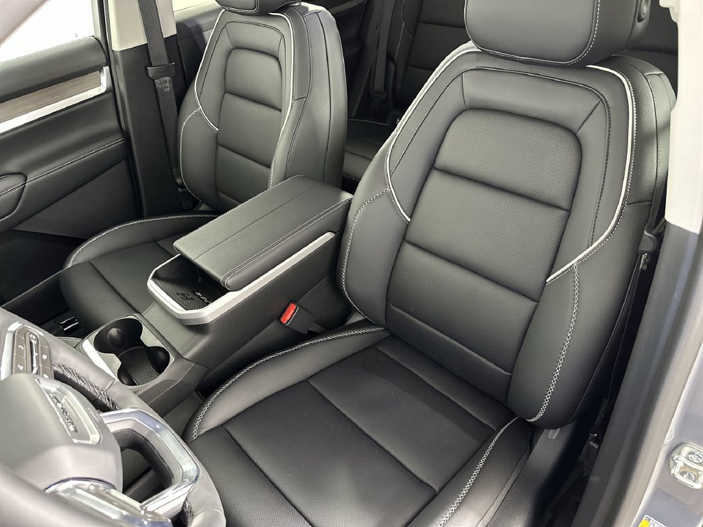 New 2027 GMC Terrain Denali w/ LPO, Floor Liner Package AWD/4WD image 21