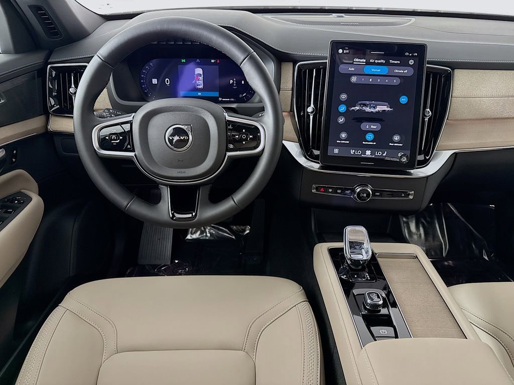 New 2026 Volvo XC90 B6 Plus w/ Protection Package Premier image 22