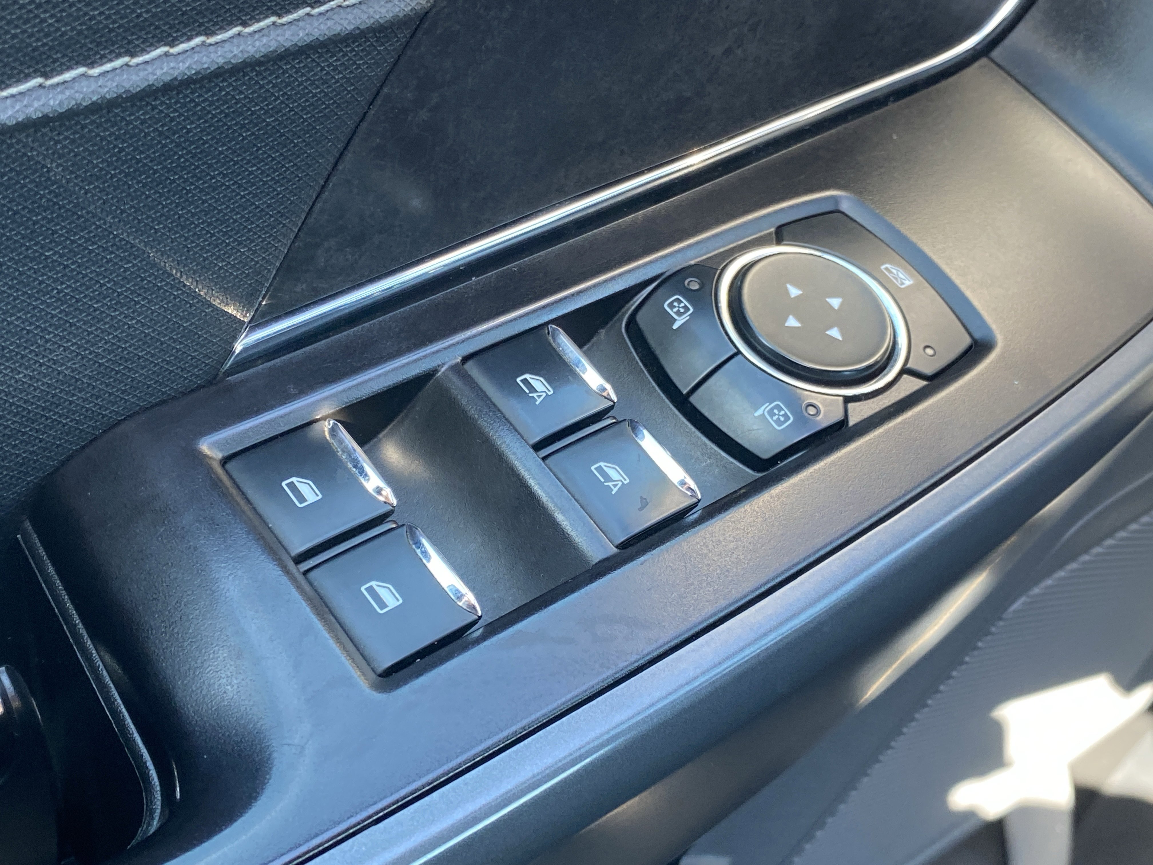 Used 2024 Ford F150 XLT w/ Mobile Office Package image 17