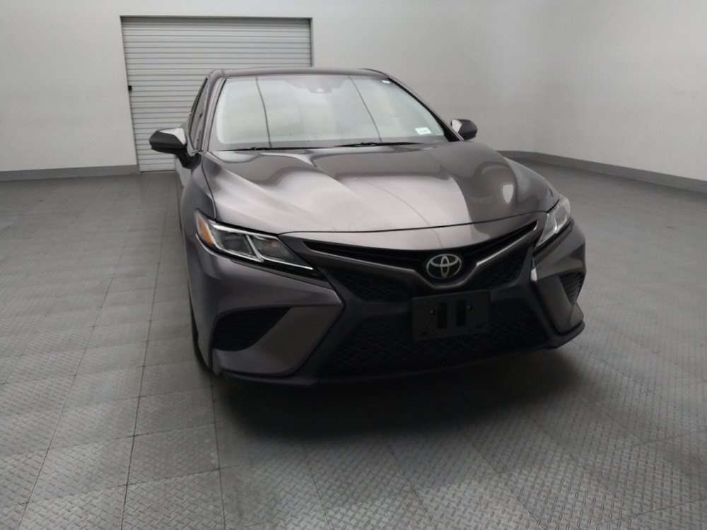 Used 2019 Toyota Camry SE image 14