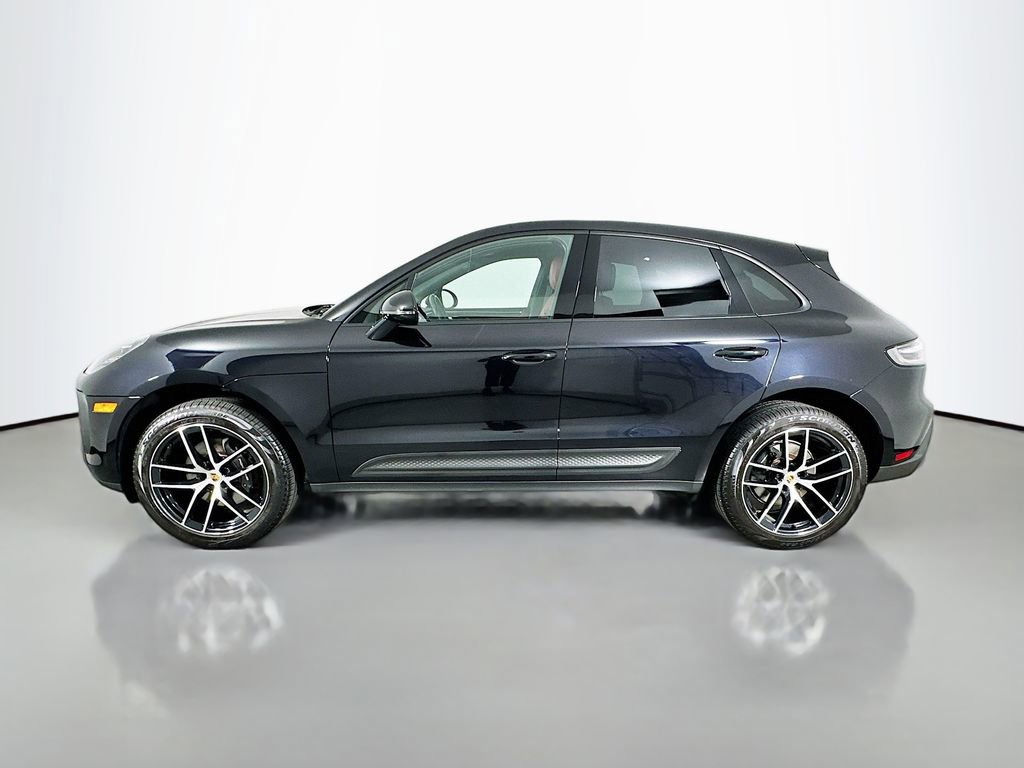 Used 2024 Porsche Macan AWD/4WD video 2