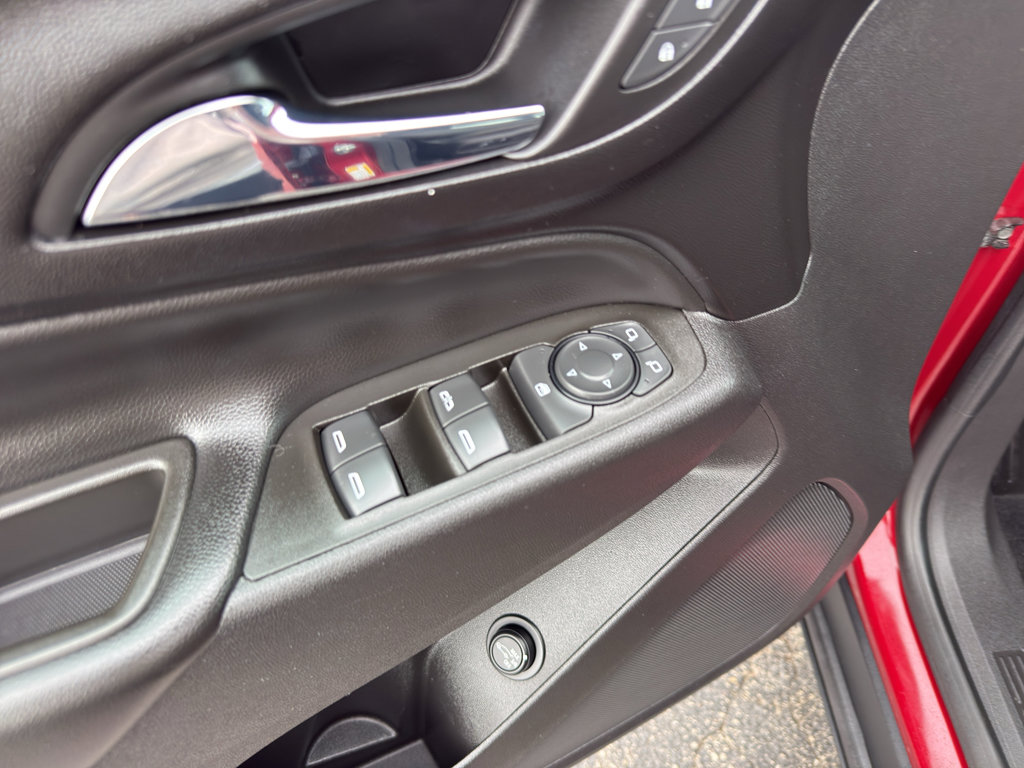 Used 2020 Chevrolet Equinox LT FWD image 12