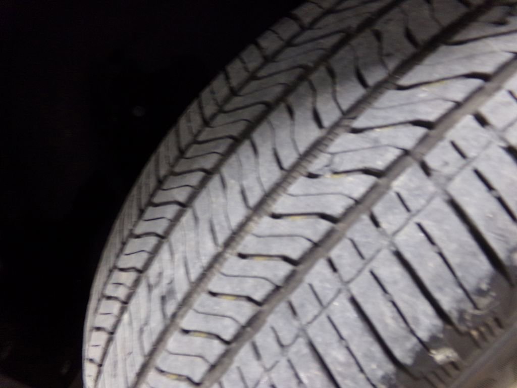 Used 2025 Chevrolet Traverse LT image 30