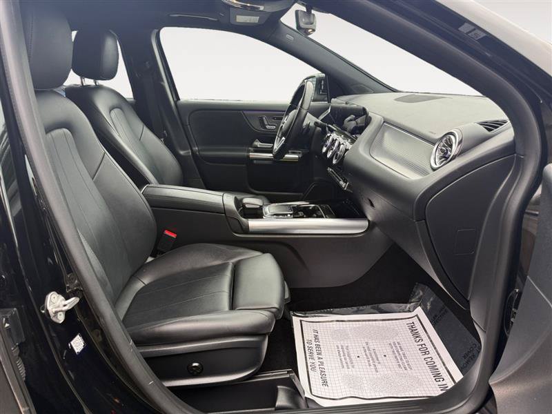 Used 2022 Mercedes-Benz GLA 250 4MATIC w/ Premium Package Lite image 17