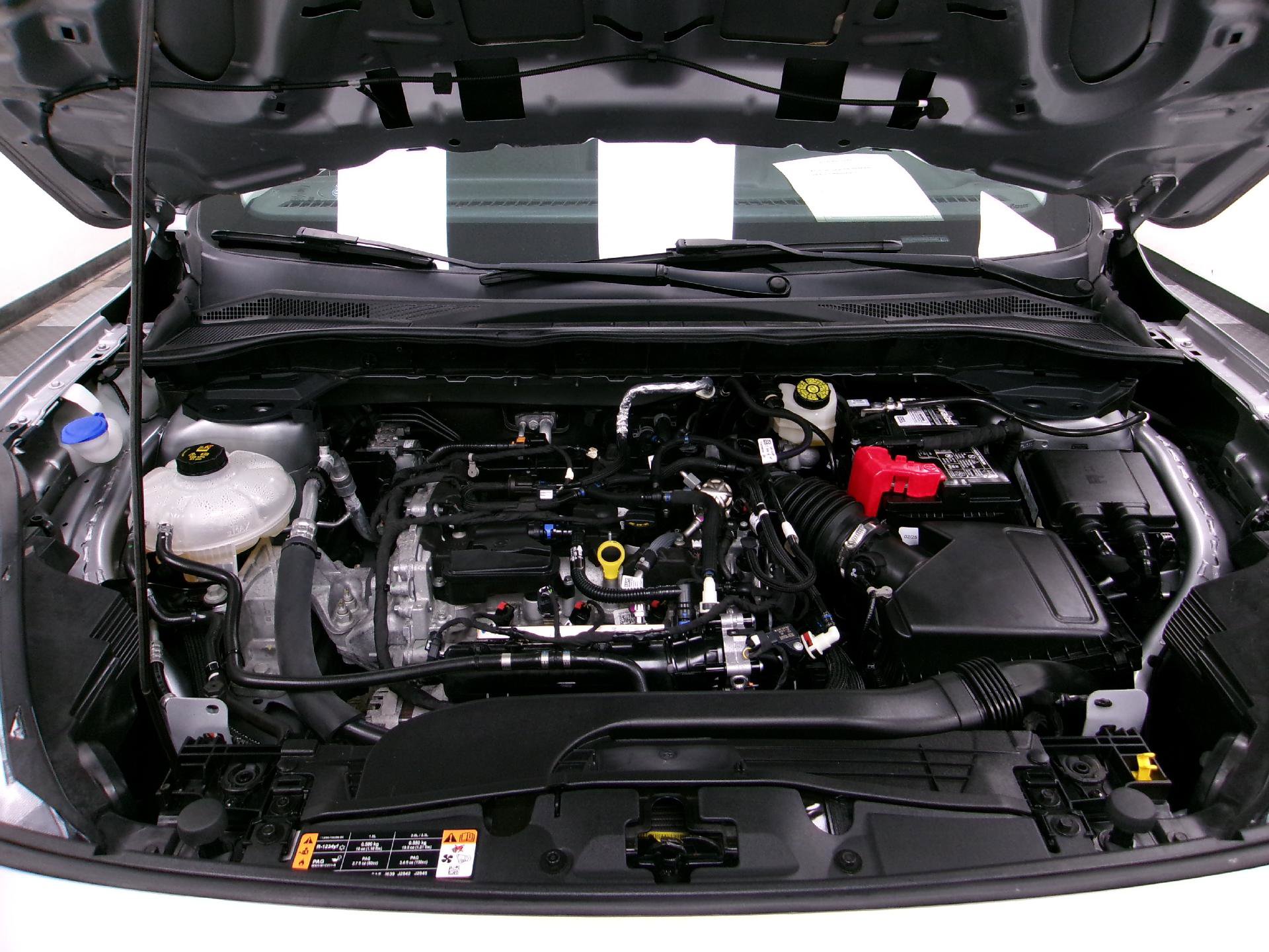 Used 2021 Ford Escape SE image 17