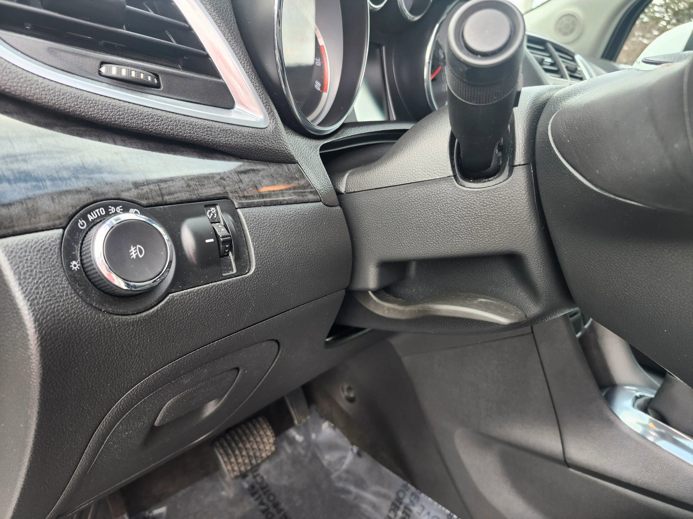 Used 2014 Buick Encore Leather image 15