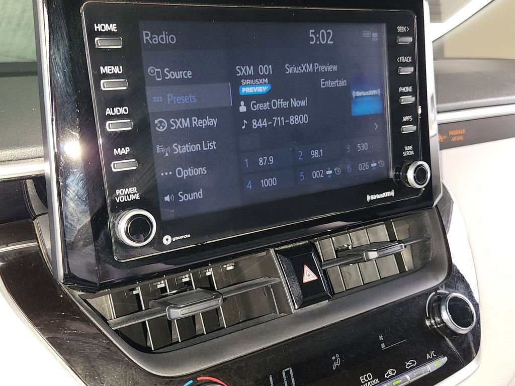 Used 2022 Toyota Corolla LE image 31