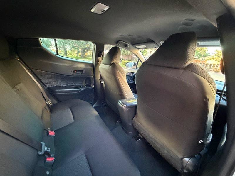 Used 2019 Toyota C-HR LE FWD image 38