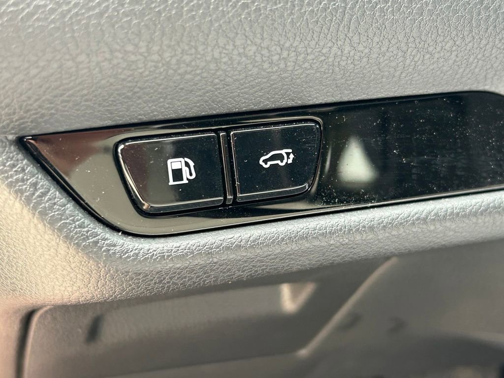 Used 2025 Lexus NX 350h AWD w/ Accessory Package (2T) image 26