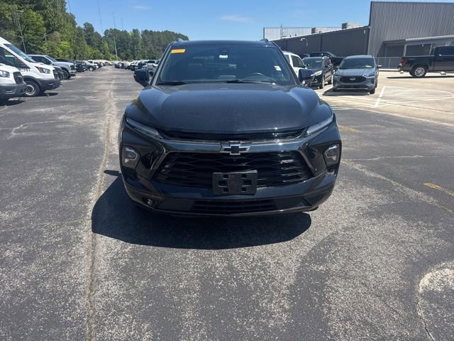 Used 2023 Chevrolet Blazer RS w/ Driver Confidence II Package image 2