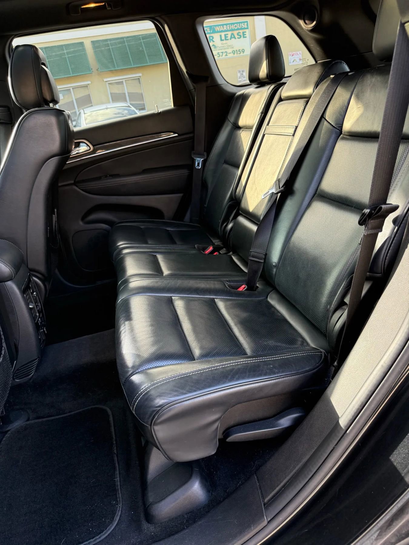 Used 2015 Jeep Grand Cherokee Overland w/ Trailer Tow Group IV image 23