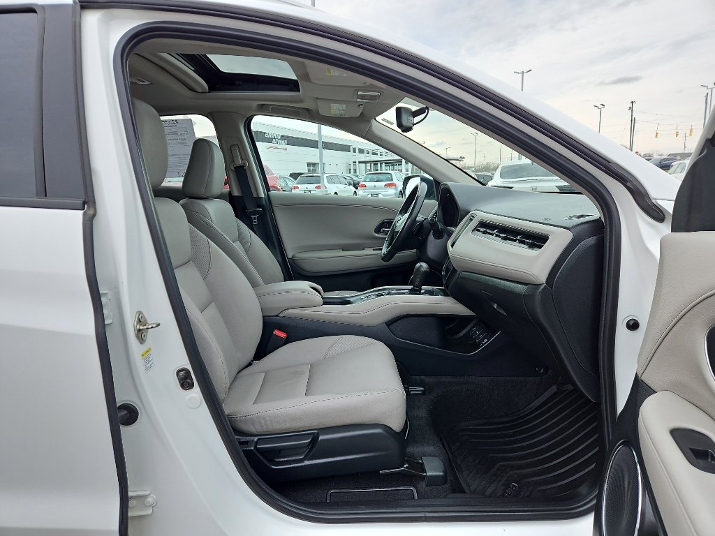 Used 2016 Honda HR-V EX-L image 16