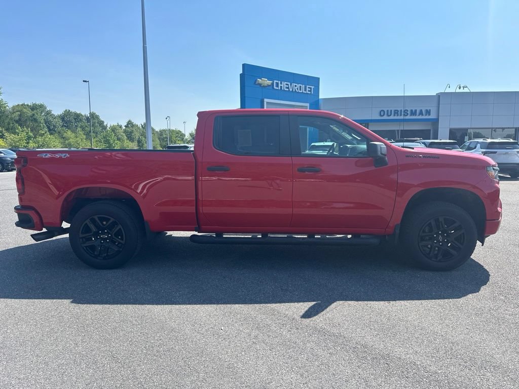 Used 2024 Chevrolet Silverado 1500 Custom w/ Rally Edition AWD/4WD image 4