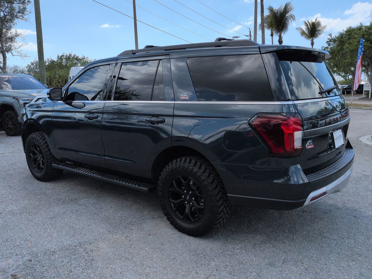 Used 2024 Ford Expedition Timberline image 7