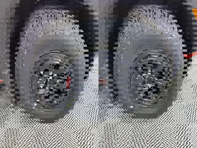 New 2025 Nissan Frontier Pro-X image 12