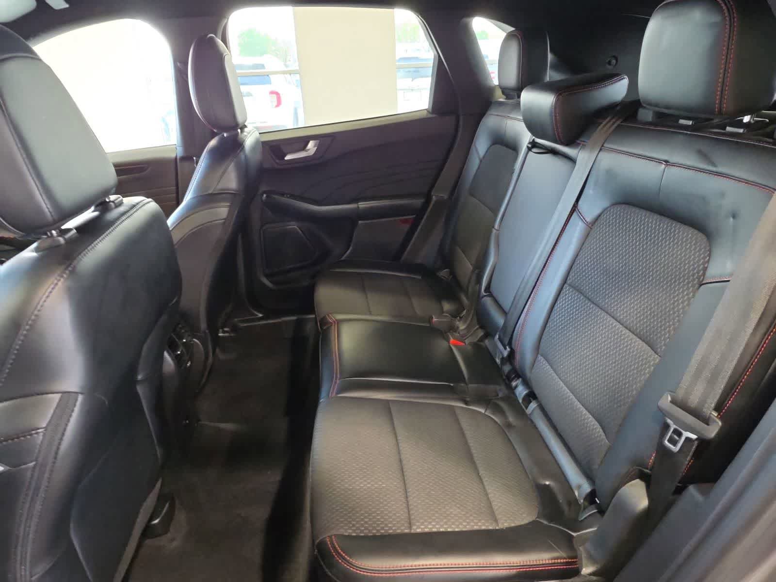 Used 2023 Ford Escape ST-Line w/ Tech Pack #1 FWD image 26