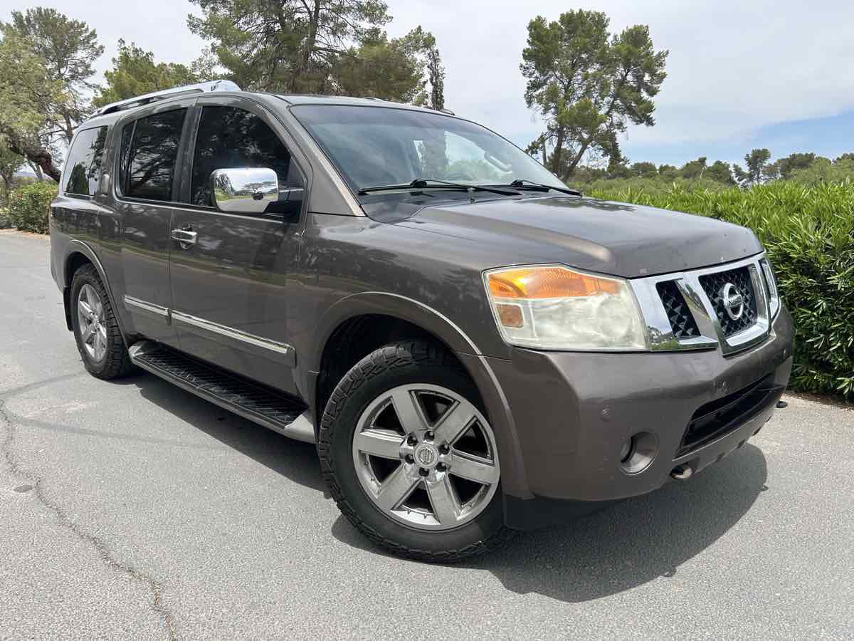 Used 2013 Nissan Armada Platinum image 4