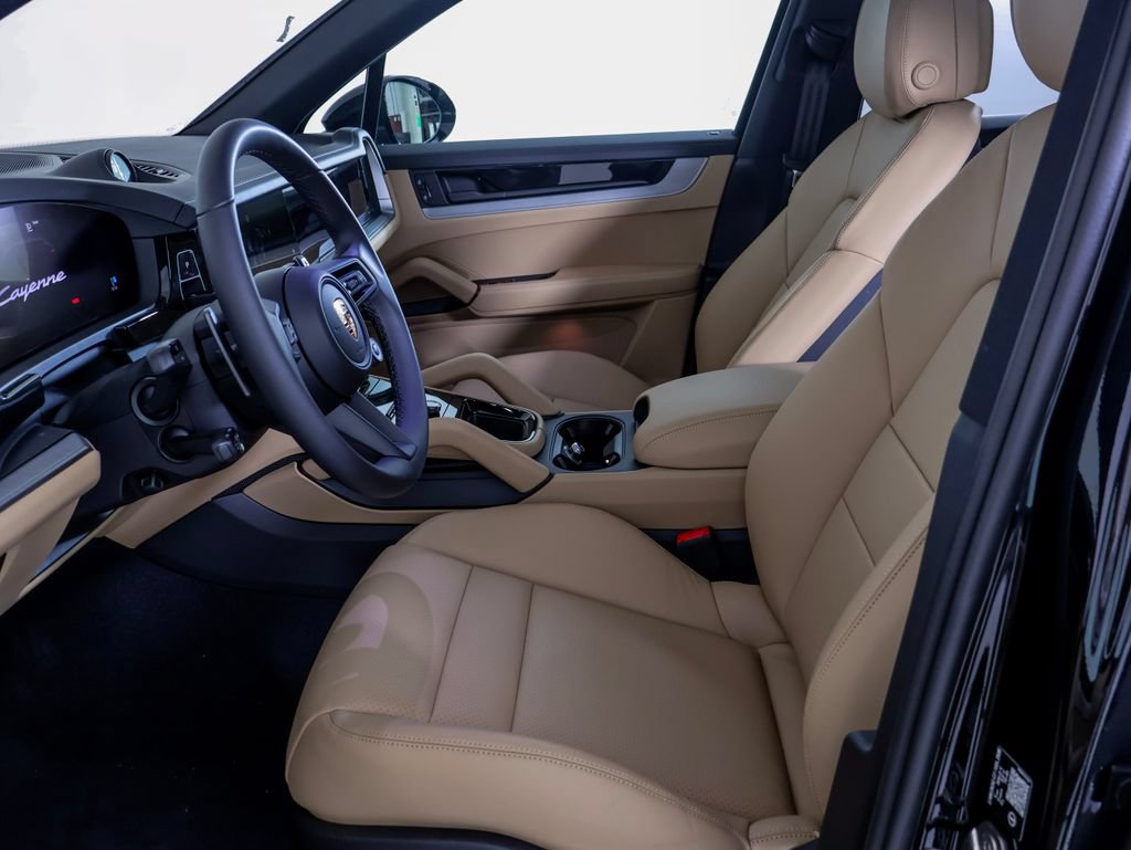 New 2026 Porsche Cayenne E-Hybrid AWD/4WD image 5