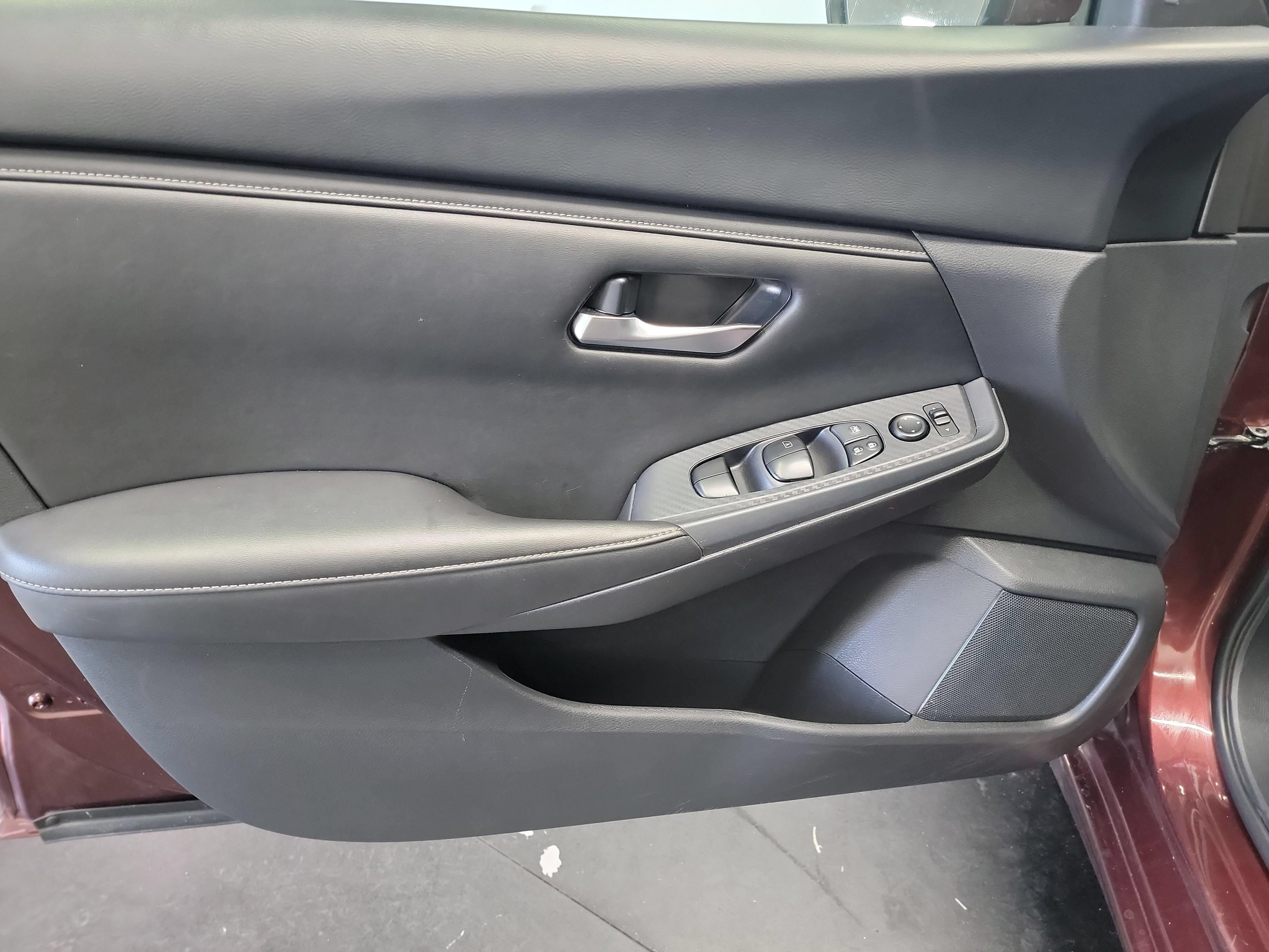 Used 2023 Nissan Sentra SV FWD image 13