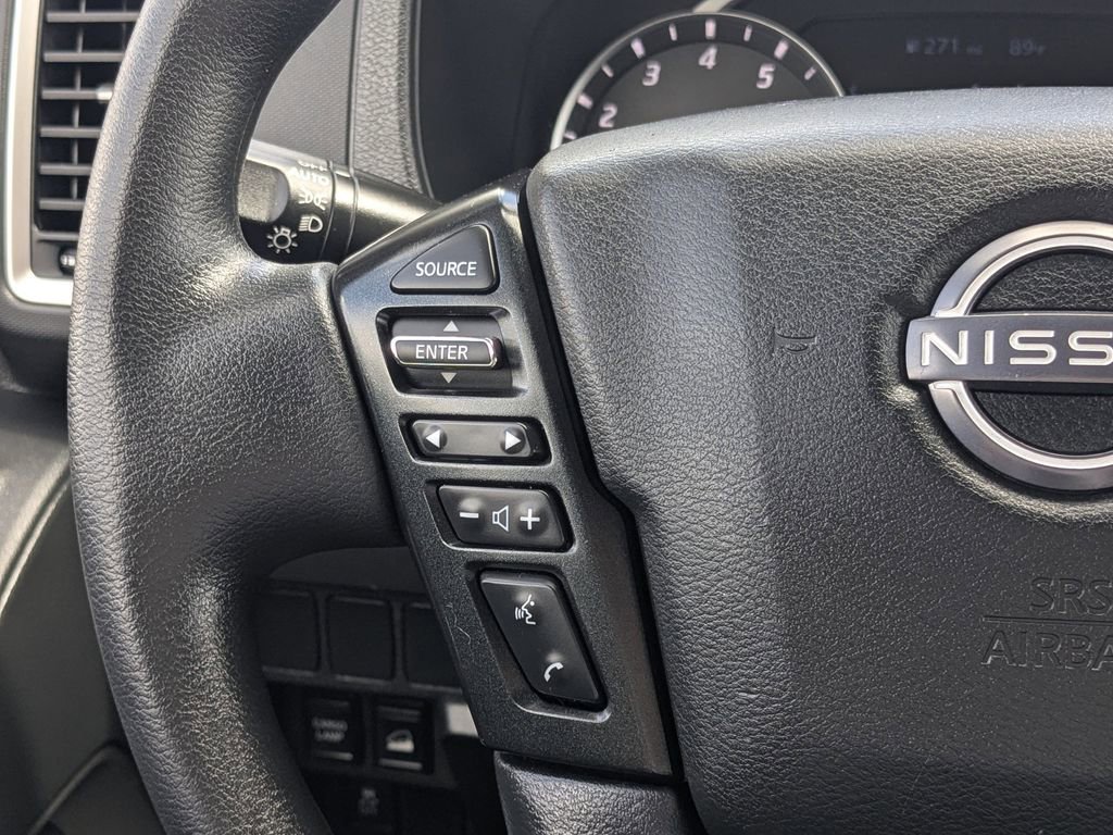 Used 2024 Nissan Frontier SV image 20