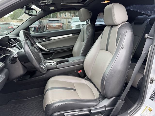 Used 2018 Honda Civic Touring image 14