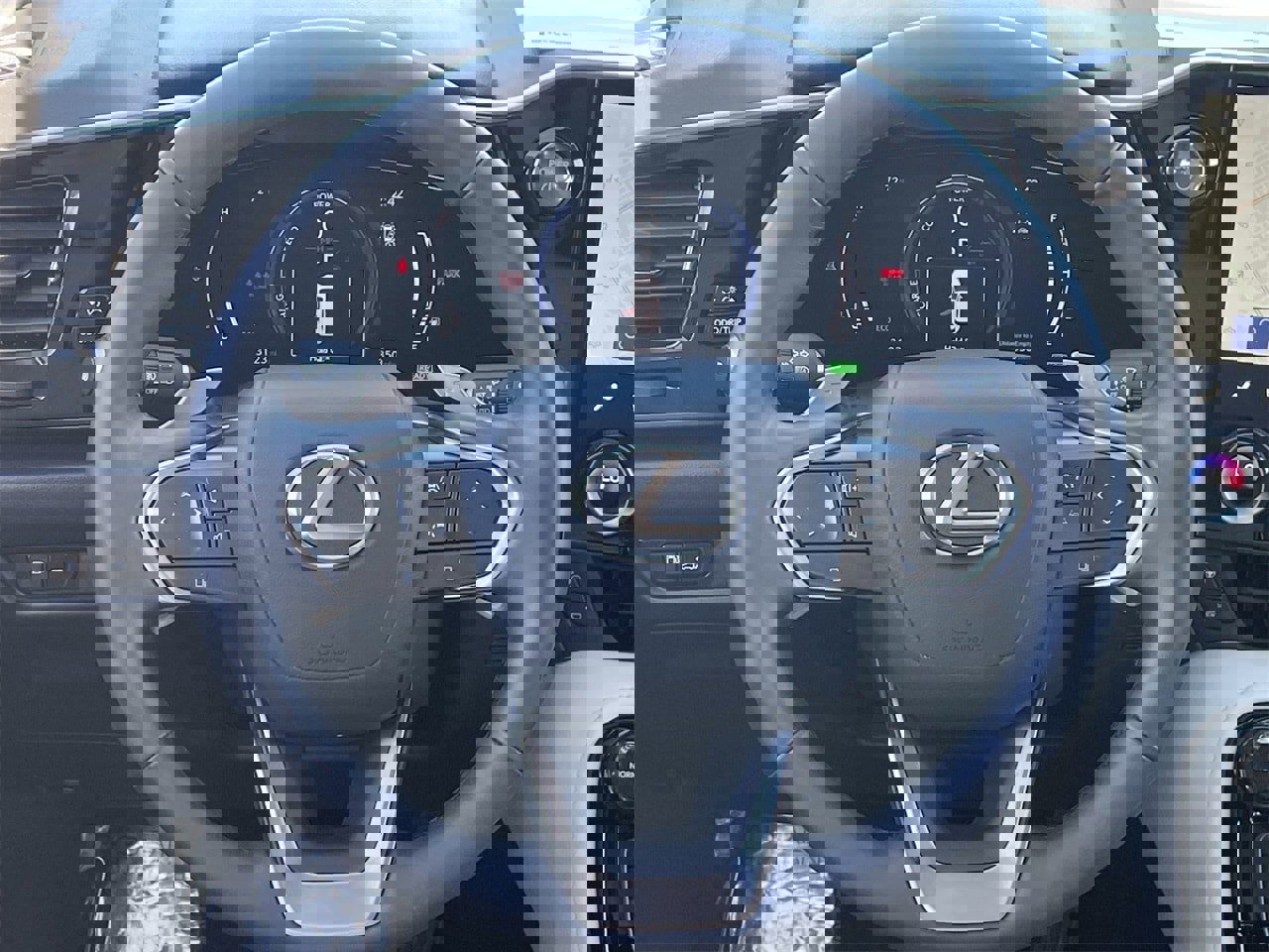 Used 2025 Lexus NX 300h AWD w/ Luxury Package image 21