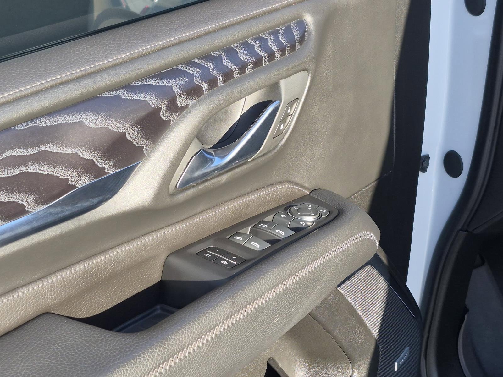 Certified 2024 GMC Yukon Denali w/ Denali Reserve Package image 14