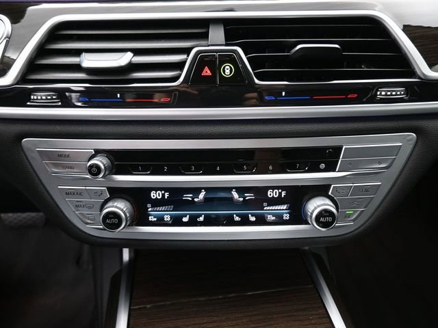 Used 2022 BMW 740i w/ Premium Package image 6