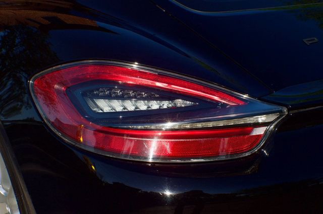 Used 2016 Porsche Cayman RWD image 12