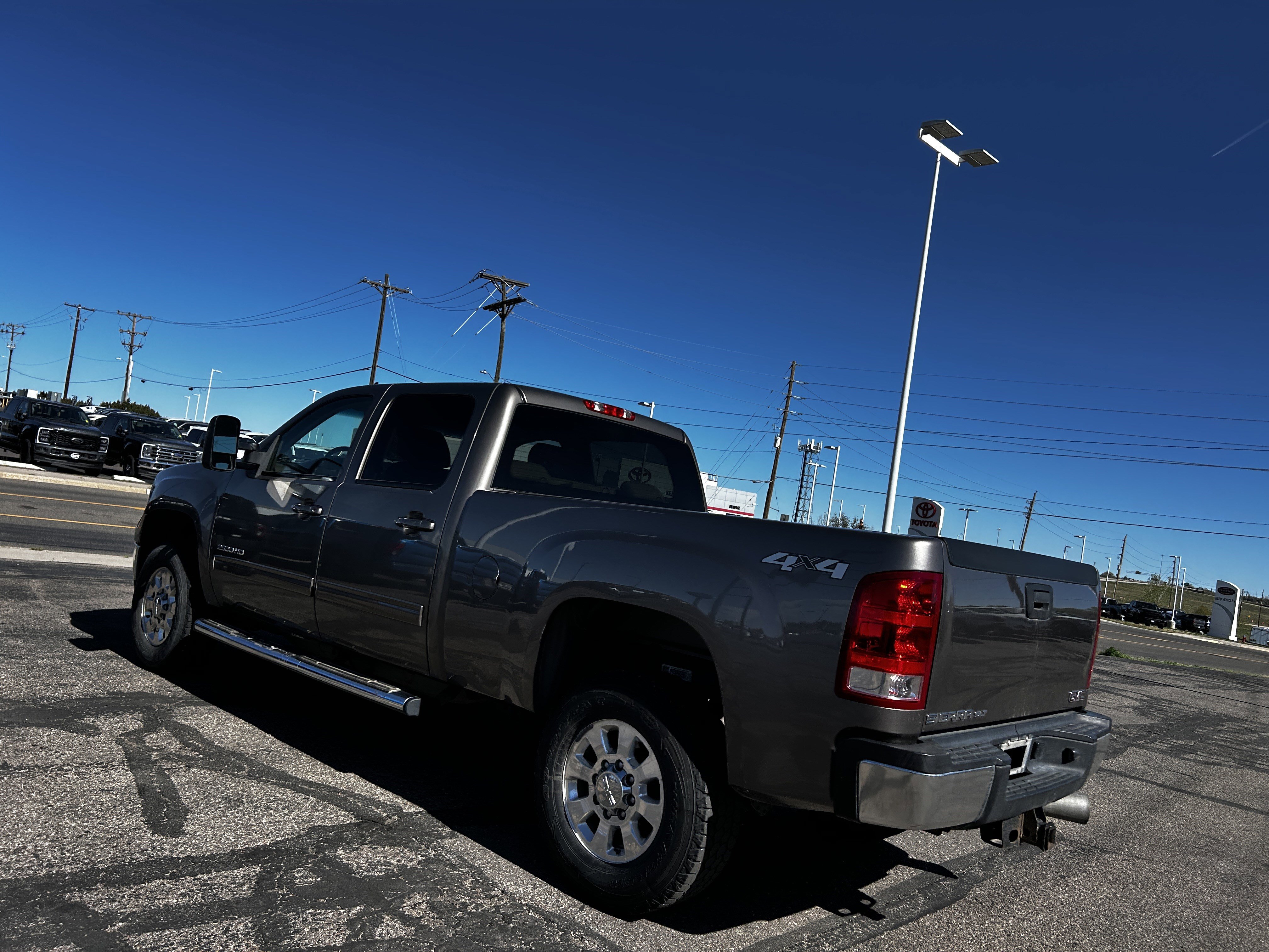Used 2013 GMC Sierra 2500 SLT AWD/4WD image 3