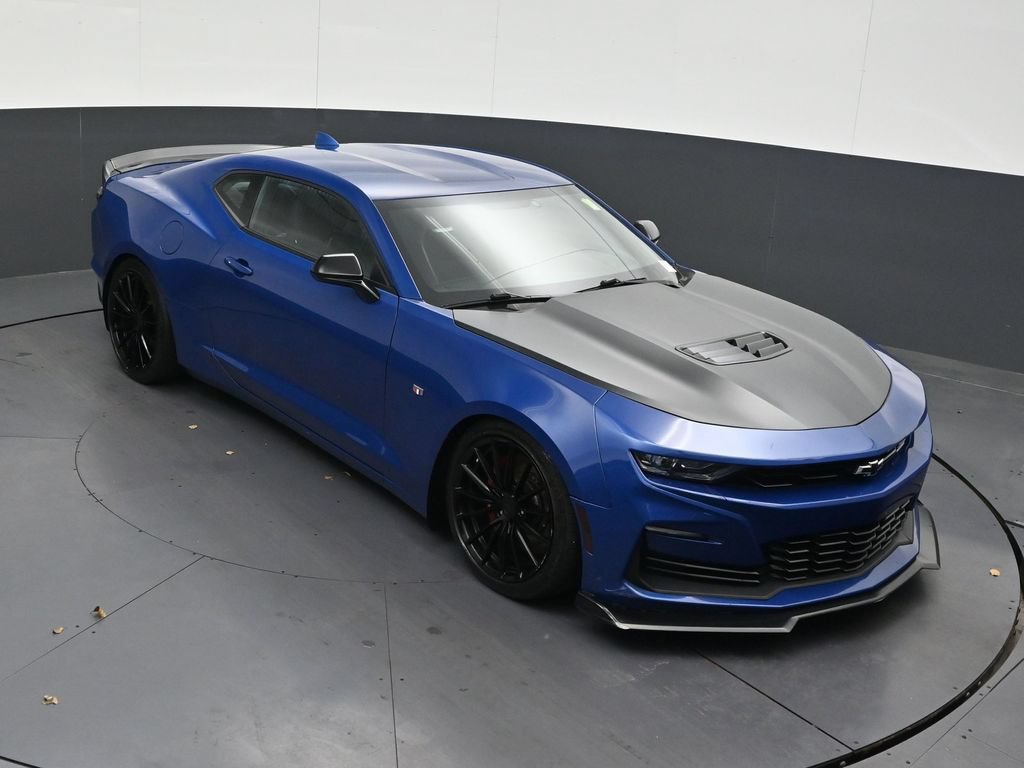 Used 2020 Chevrolet Camaro SS RWD image 21