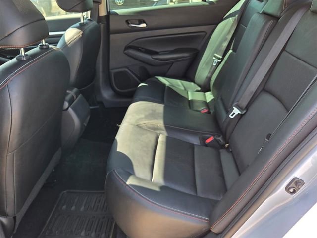 Used 2024 Nissan Altima 2.5 SR w/ SR Premium Package image 17