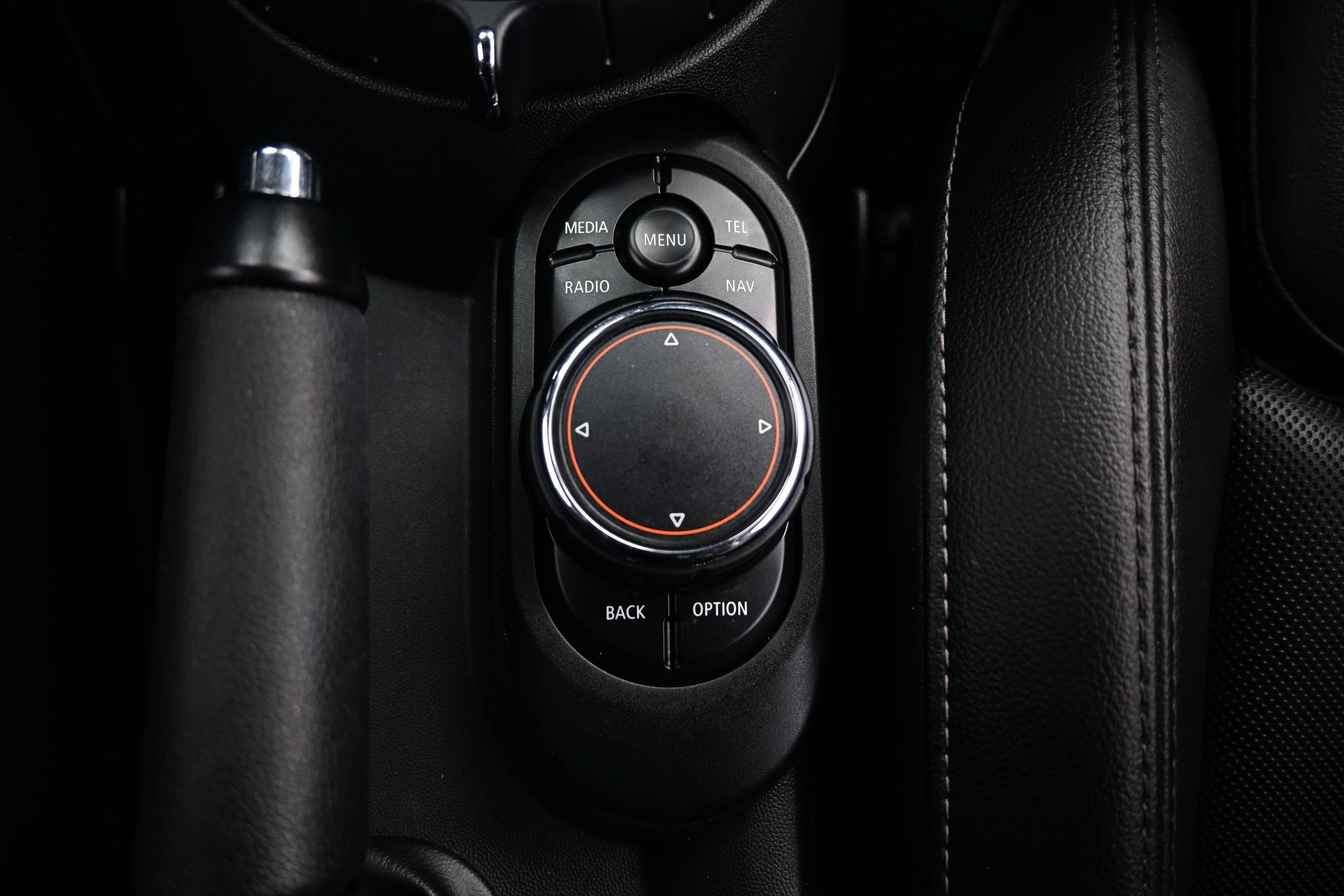 Used 2015 MINI Cooper 2-Door Hardtop FWD image 19