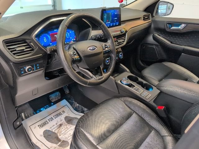 Certified 2020 Ford Escape Titanium AWD/4WD image 10
