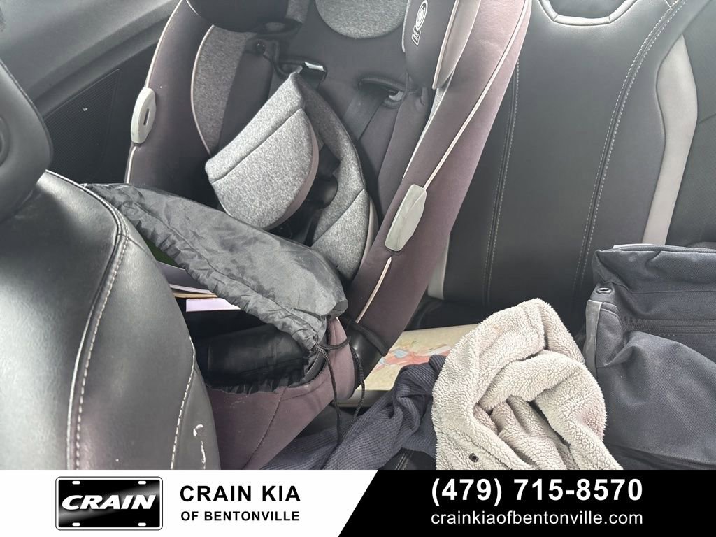 Used 2020 Chevrolet Camaro SS RWD image 9