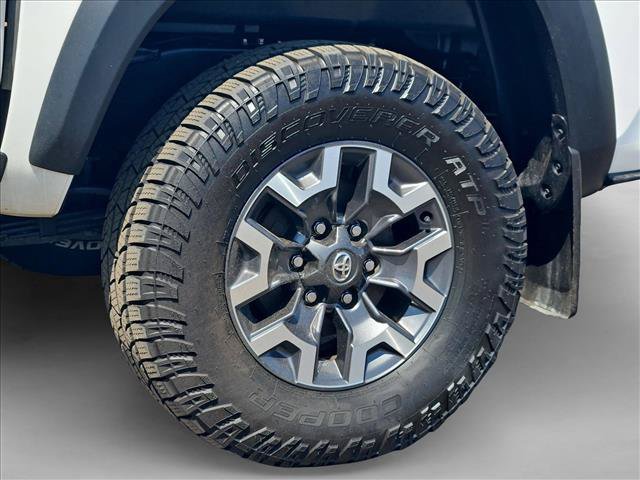 Used 2023 Toyota Tacoma TRD Off-Road AWD/4WD image 29