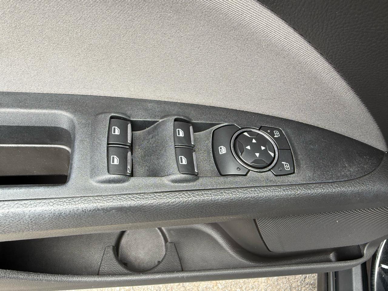 Used 2016 Ford Fusion S FWD image 13