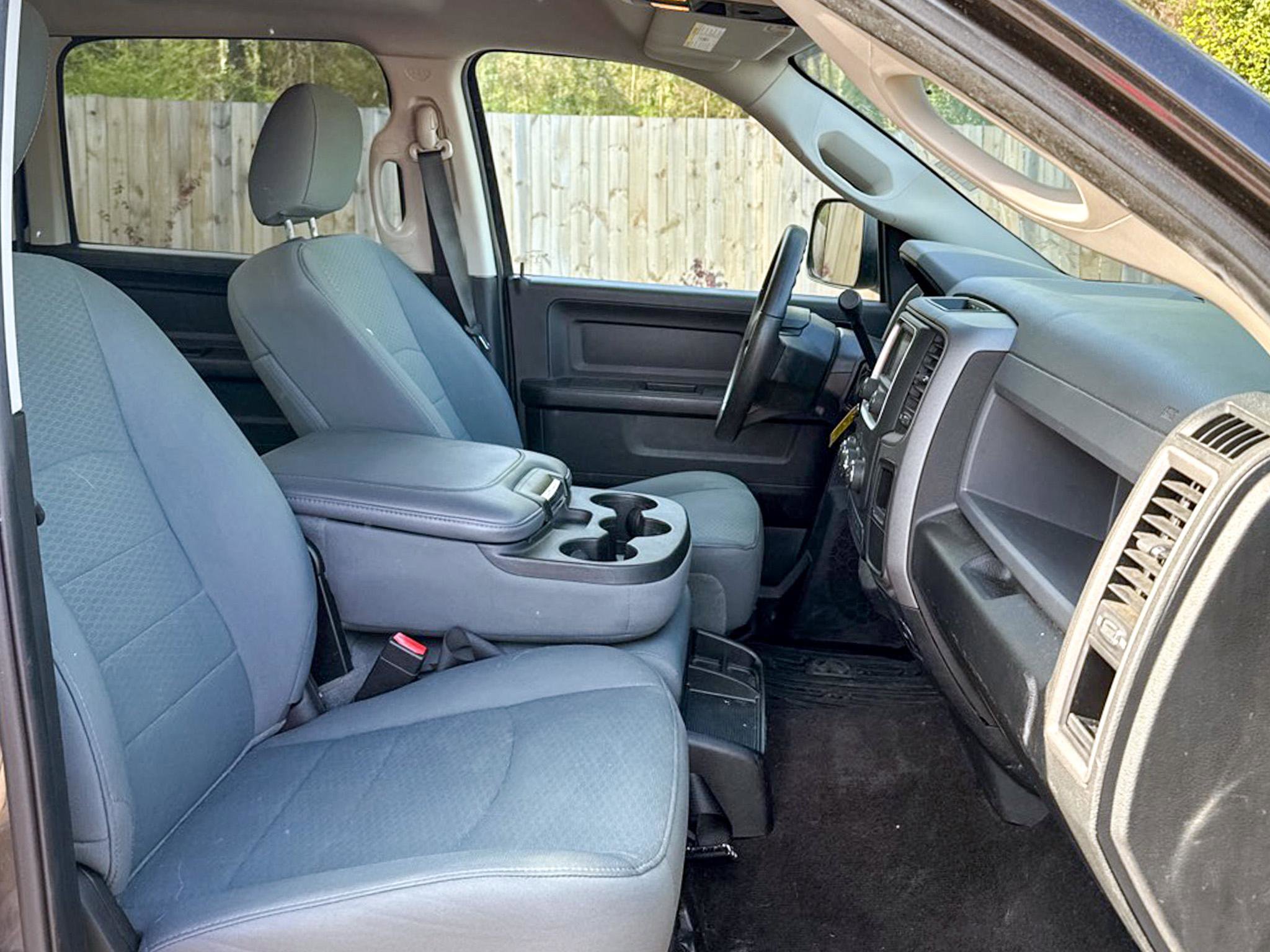 Used 2016 RAM 2500 Tradesman w/ Chrome Appearance Group image 22