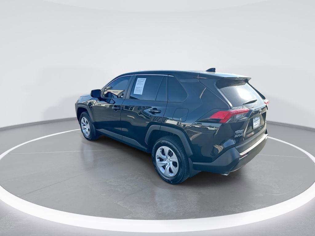 Used 2023 Toyota RAV4 LE image 6