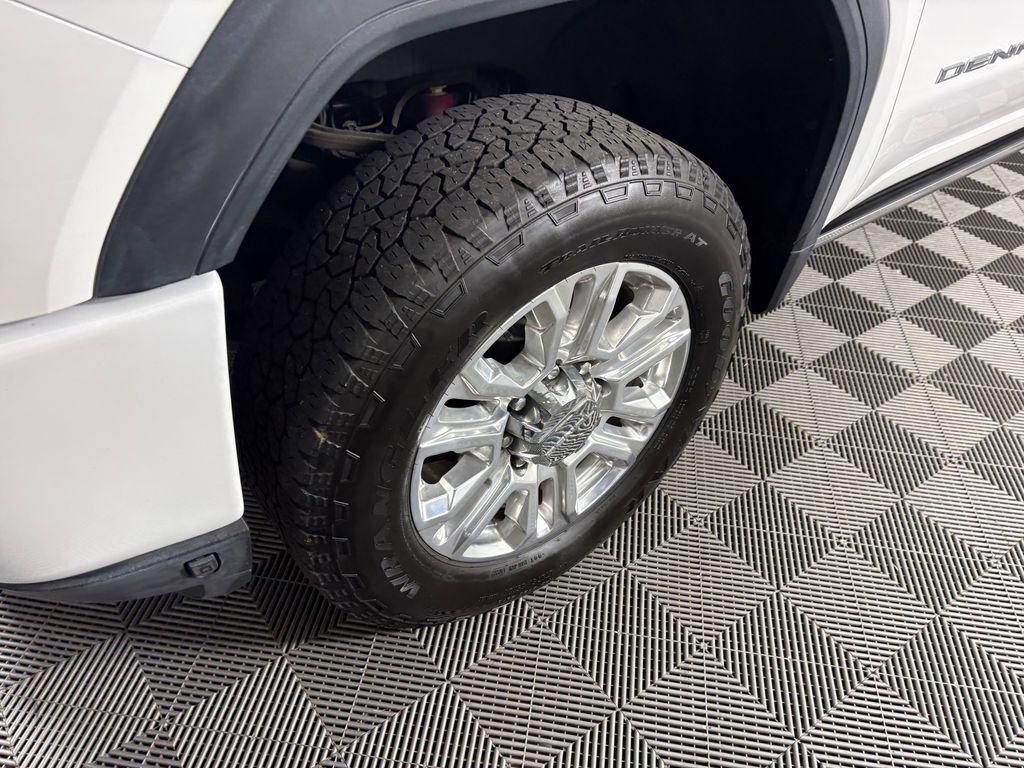 Used 2023 GMC Sierra 2500 Denali w/ Denali Ultimate Package image 10