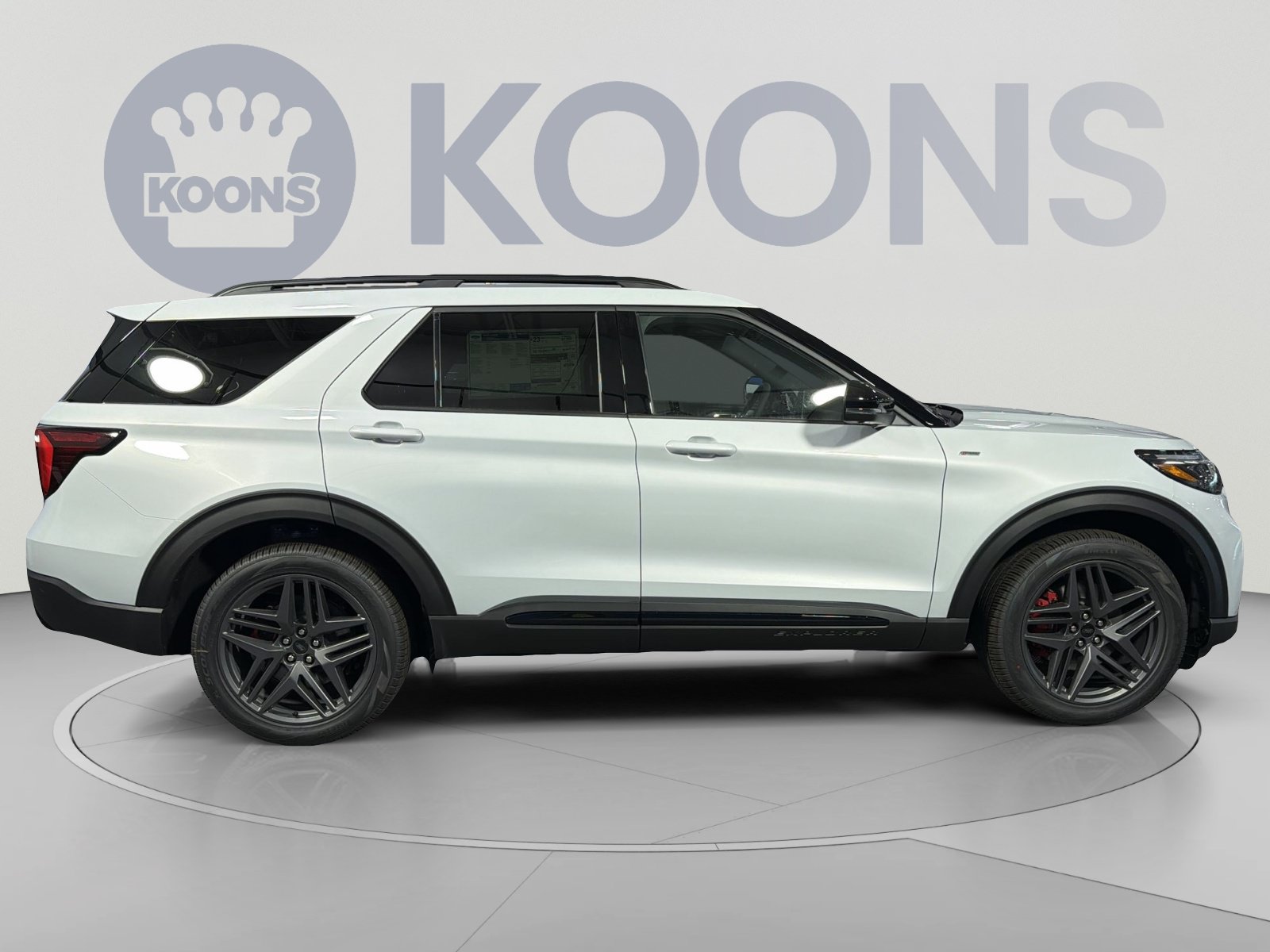 New 2026 Ford Explorer ST-Line w/ ST-Line Street Pack AWD/4WD image 8