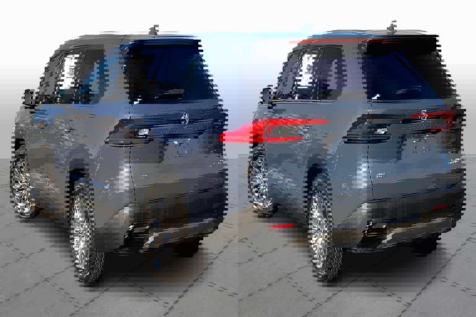 Certified 2024 Toyota Grand Highlander Platinum image 19