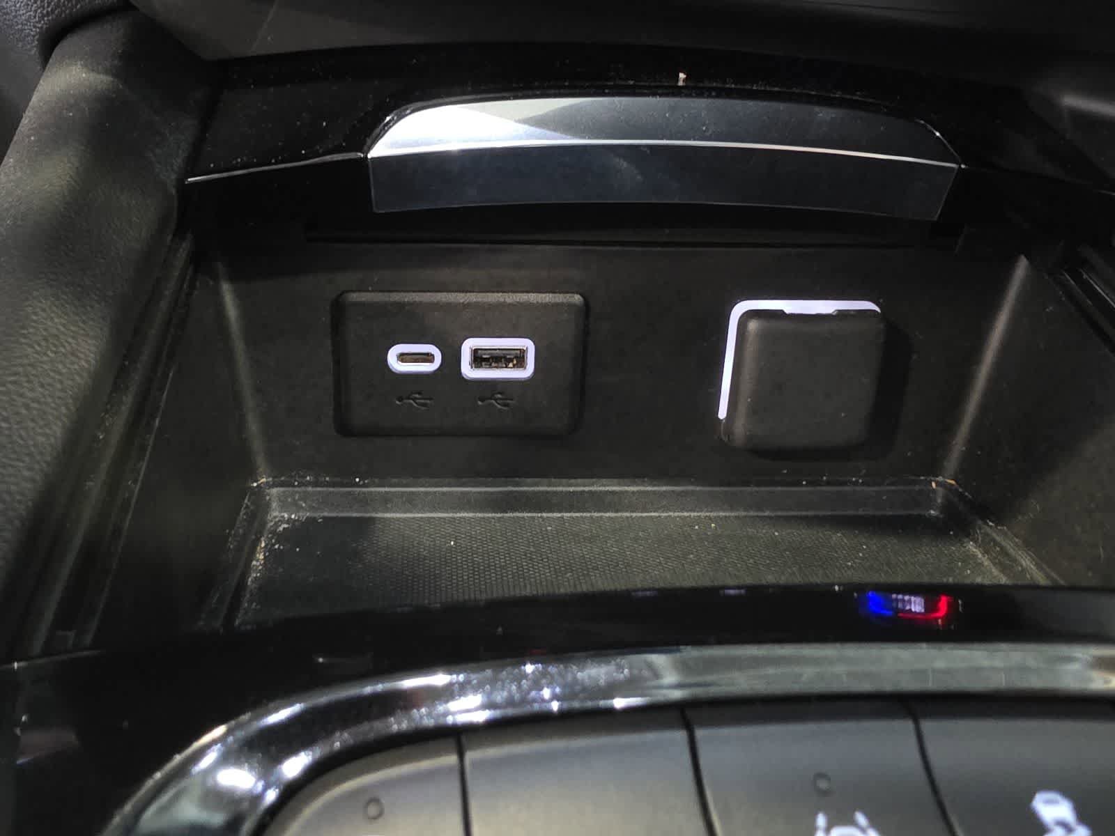 Used 2023 Buick Envision Preferred FWD image 21