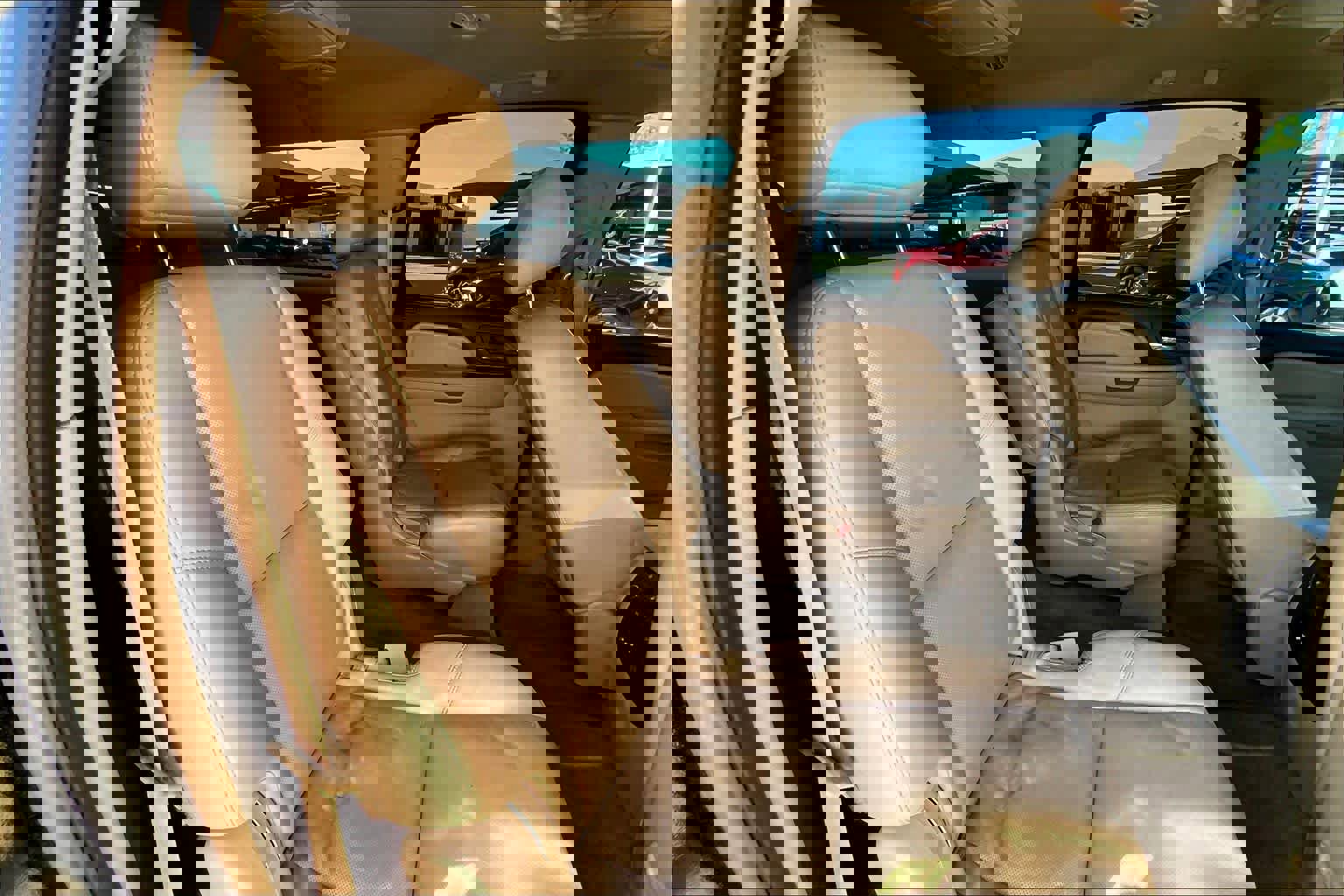 Used 2010 GMC Yukon XL Denali image 18