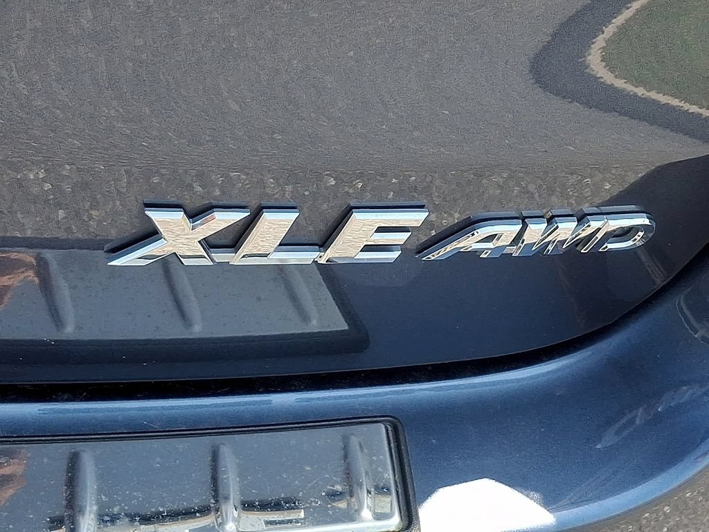 Used 2019 Toyota Highlander XLE w/ Protection Package #3 AWD/4WD image 32