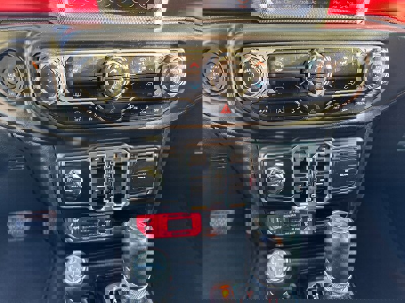 Used 2020 Jeep Wrangler Unlimited Rubicon image 33