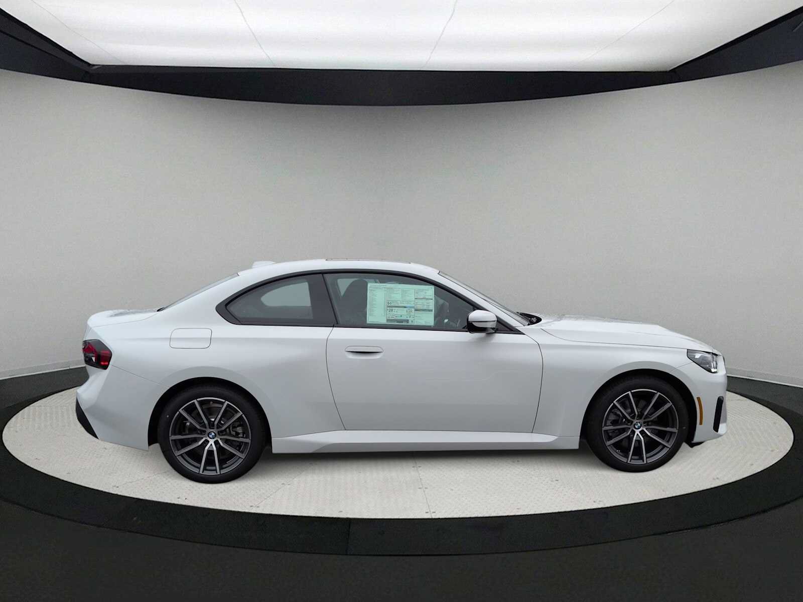 Used 2026 BMW 230i xDrive Coupe w/ Convenience Package AWD/4WD image 9