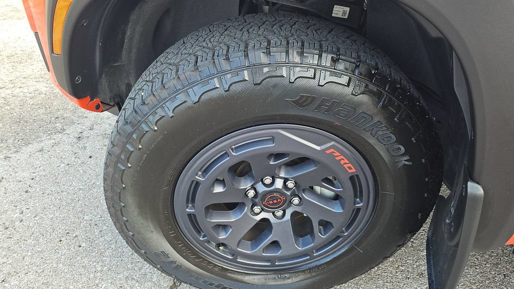 Certified 2025 Nissan Frontier PRO-4X w/ Pro Convenience Package AWD/4WD image 20