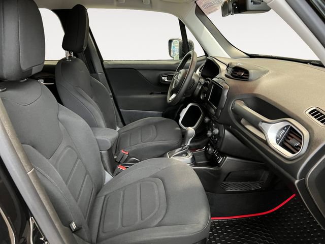 Used 2021 Jeep Renegade Latitude AWD/4WD image 13