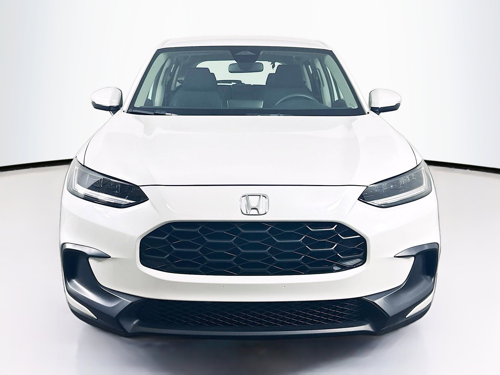 Used 2025 Honda HR-V LX image 2